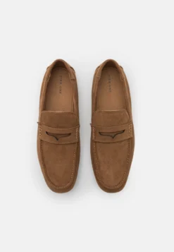 Pier One Slippers - Cognac -Boutique mote herrebutikk 00ea55b8bc674e29937e9a8ef31e9ea2 scaled