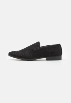 Pier One Slippers - Black