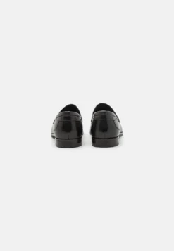 Pier One Leather - Slippers - Black 8 Pier One Leather - Slippers - Black -Boutique mote herrebutikk 0ecc0d3e59a842e8bb112669a195c275 scaled