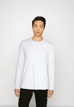 Pier One 5 Pack - Topper Langermet - Tan/Light Blue/White -Boutique mote herrebutikk 1632bac79c5048909d5e0ecd74f28f38 scaled