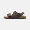 Pier One Unisex - Sandaler - Dark Brown