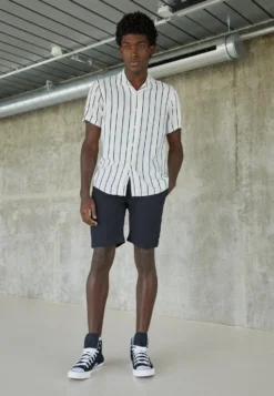 Boutique mote herrebutikk 28 Pier One 2 Pack - Shorts - Black/Olive