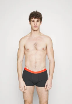 Pier One 12 Pack - Underbukse - Red - 302_Bordeaux - 304_White - 001 -Boutique mote herrebutikk 2c44ca650caf48d48c44e2d8460e0696 scaled