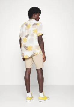 Pier One 2 Pack - Shorts -Dark Blue/Tan -Boutique mote herrebutikk 2da84bf7400144ac9ebc4ca05fbe926a scaled