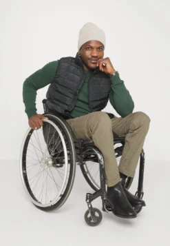 Pier One Vest - Black -Boutique mote herrebutikk 336bb9182f0a4a37bec68dd5919004c6 scaled