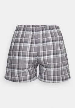 Pier One 5 Pack - Boxershorts - Black/Grey/White 14 Pier One 5 Pack - Boxershorts - Black/Grey/White -Boutique mote herrebutikk 34e95a6f5a3d4fd5aa116ffeb66db86a scaled