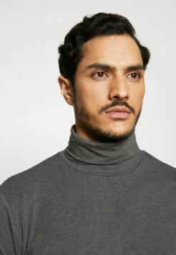 Pier One Topper Langermet - Dark Gray 9 Pier One Topper Langermet - Dark Gray -Boutique mote herrebutikk 3a3b542ffa82404fbec6174627bbfba6 scaled