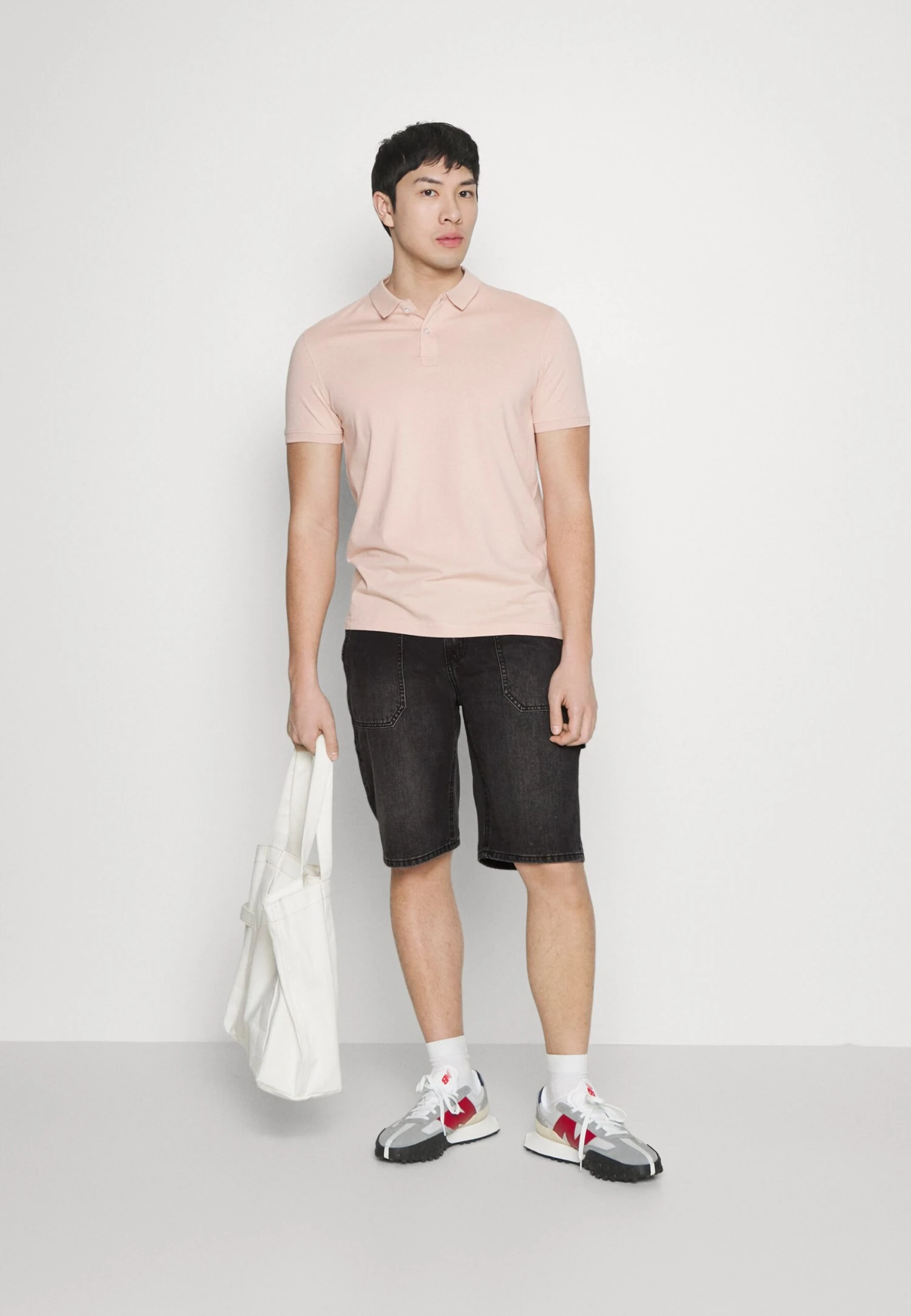 Pier One Regular Fit Carpenter - Jeansshorts -Black 2 Pier One Regular Fit Carpenter - Jeansshorts -Black - Bilde 2