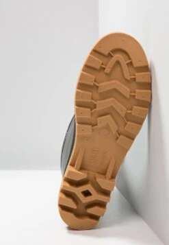 Pier One Unisex - Gummistøvler - Green -Boutique mote herrebutikk 3db002d2c2c94b2c8f12e2610faa3a27