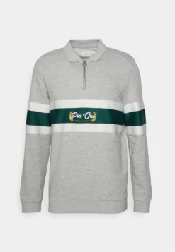 Pier One Sweatshirt -Light Grey -Boutique mote herrebutikk 3ec28f6e309c46b39843c4eedd8232bb scaled