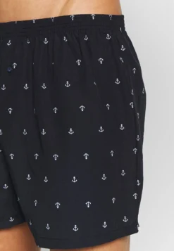 Pier One 3 Pack - Boxershorts - Dark Blue 11 Pier One 3 Pack - Boxershorts - Dark Blue -Boutique mote herrebutikk 413ef5c40f3a44f9a84bdac4dc93afad scaled