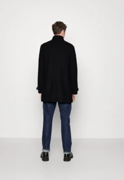 Pier One Klassisk Kåpe / Frakk - Black -Boutique mote herrebutikk 48d53ab97f384923b8fd1847679c5ce9 scaled
