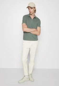 Pier One Chinos - White -Boutique mote herrebutikk 49dc7e4e90704d23a5cdc2c08ba1a3b0 scaled