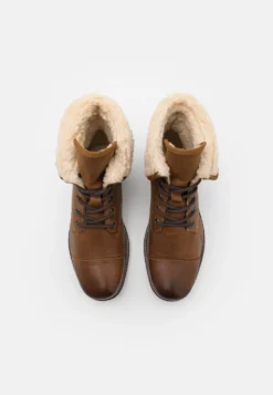 Pier One Leather - Snørestøvletter - Camel 9 Pier One Leather - Snørestøvletter - Camel -Boutique mote herrebutikk 58338f66cc624a14b1e5d27e7e21ebaf scaled