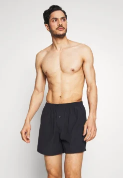 Pier One 5 Pack - Boxershorts - Dark Blue/Blue -Boutique mote herrebutikk 5962ef81ec20424aa58da76683cf9bfd scaled