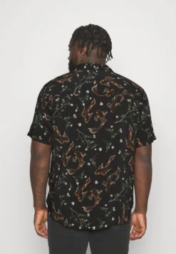 Pier One Asian Print Resort - Skjorte -Black -Boutique mote herrebutikk 5a6accf28057487eb93c99474306228a scaled