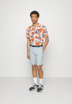 Boutique mote herrebutikk -Boutique mote herrebutikk 5aa3dd7cca8c4def946ca1c78ed966be scaled