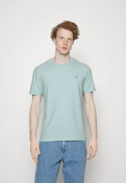 Pier One 5 Pack - T-Shirts - Mottled Dark Blue/Yellow/Orange -Boutique mote herrebutikk 5e4412a667ef498e88cb425beef5d7af scaled