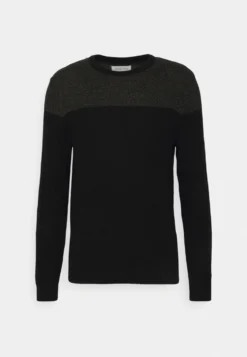 Pier One Strikkegenser - Green/Black 10 Pier One Strikkegenser - Green/Black -Boutique mote herrebutikk 603813e95f9144b993167e41c9e565d2 scaled