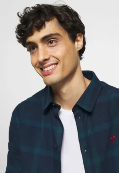 Pier One Skjorte - Dark Blue/Teal -Boutique mote herrebutikk 60ff006a248a4e558dbde6647cd82b01 scaled