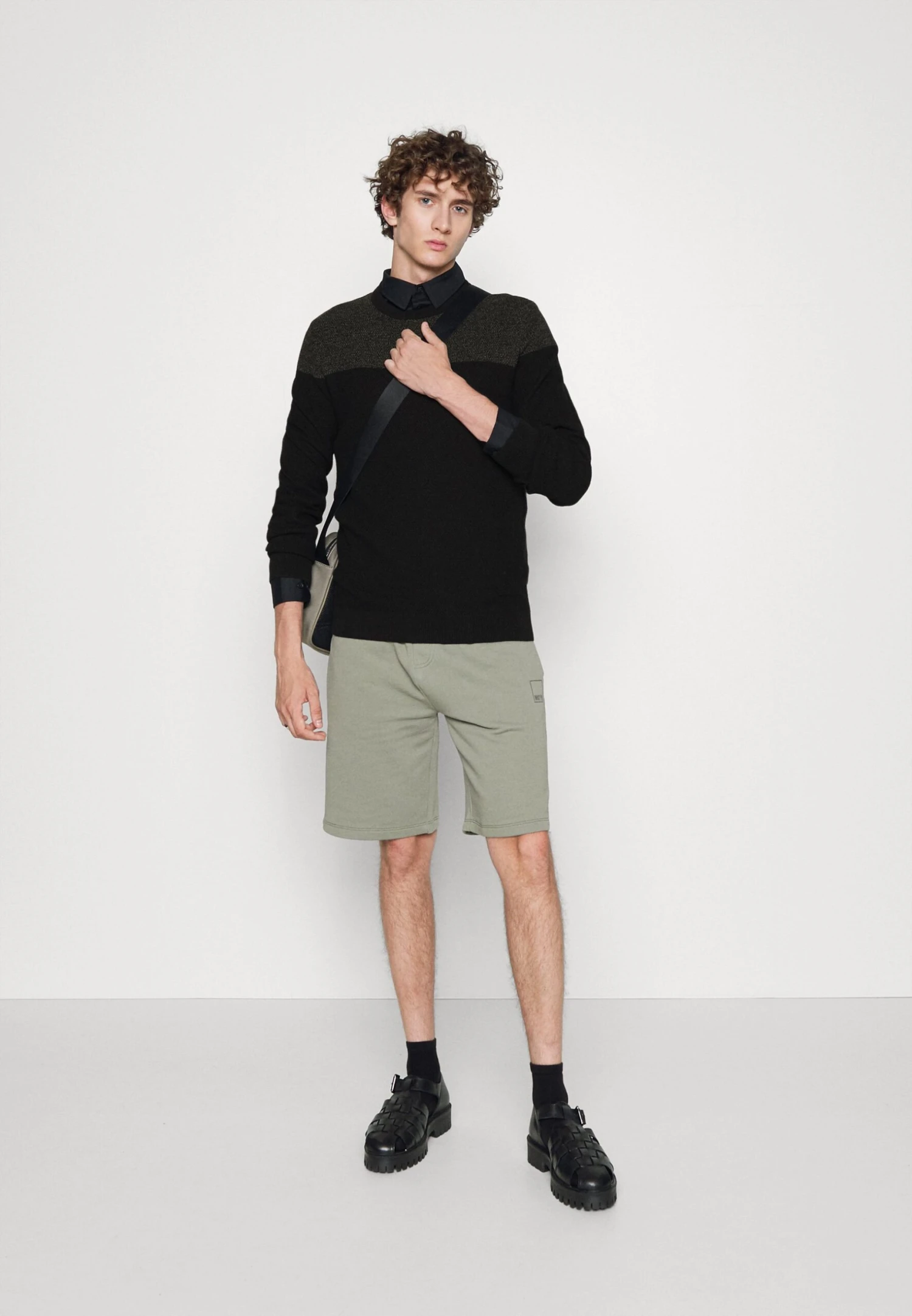 Pier One Strikkegenser - Green/Black 2 Pier One Strikkegenser - Green/Black - Bilde 2