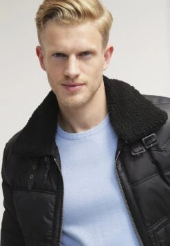 Pier One Basic Crewneck - Strikkegenser - Light Blue -Boutique mote herrebutikk 6157a96c43c94cfb9df8a0cd76dbb9f8