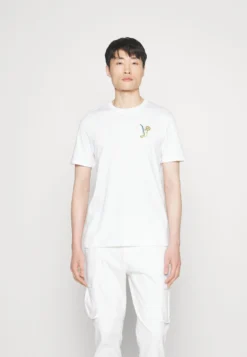 Pier One Cocktail Tee- T-Shirts Med Print - White