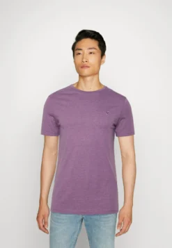 Pier One 5 Pack - T-Shirts - Mottled Blue/Light Green/Off-White -Boutique mote herrebutikk 6740a42f8f5a4db5b922dbd55ece32e1 scaled