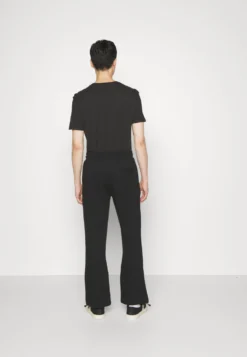 Pier One Joggebukse - Black -Boutique mote herrebutikk 6b162de6b1bb4b3c9bf4efa39cf9d2fd scaled