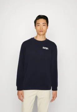 Pier One Nasa - Sweatshirt - Dark Blue -Boutique mote herrebutikk 6d61a1644c9d4552a1cc06abf1027487 scaled