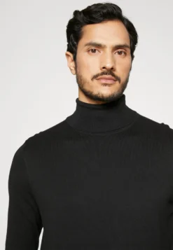 Pier One 2 Pack - Basic Turtleneck - Strikkegenser - Black/White -Boutique mote herrebutikk 6da8bf1d31fd4bbaacd86ff83137ded4 scaled