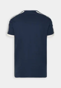 Pier One T-Shirts Med Print - Dark Blue -Boutique mote herrebutikk 75018c35f1d745378b37c6f6ca50209b scaled