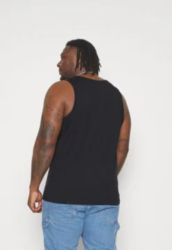 Pier One 3 Pack- Topper - Black/Grey/Khaki -Boutique mote herrebutikk 7a4b9a771d0b45f9a0b4280e8427ba0a scaled