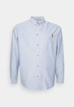 Pier One Oxford - Skjorte - Light Blue 10 Pier One Oxford - Skjorte - Light Blue -Boutique mote herrebutikk 7c20f9bd6f294c21a59d3c31b7257b0a scaled