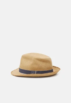 Pier One Hatt - Tan -Boutique mote herrebutikk 7cad9a479310455bbe6e20487a0d1813 scaled