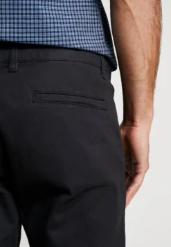 Pier One Chinos - Black -Boutique mote herrebutikk 8051c64cd2264d1ea4e00365c07524bf scaled