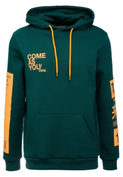 Pier One Hoodie - Dark Green -Boutique mote herrebutikk 81587f70617b4bfaa87e58d949eb3d18 scaled
