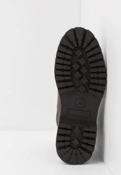 Pier One Unisex - Støvletter - Brown -Boutique mote herrebutikk 81ba8467030b426598ded945a1fdc2dc