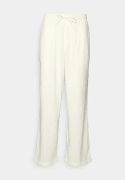 Pier One Drawcord Trousers Linen Blend - Bukse - White 10 Pier One Drawcord Trousers Linen Blend - Bukse - White -Boutique mote herrebutikk 82865836bb5b4fff94da44c3eaf1558d scaled