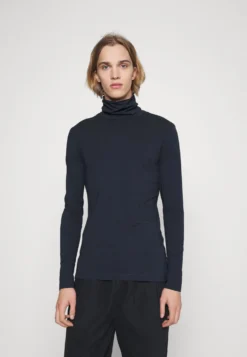 Pier One 2 Pack - Topper Langermet - Bordeaux/Dark Blue -Boutique mote herrebutikk 84af5f1b546f4cf78d1fd323b259e07e scaled