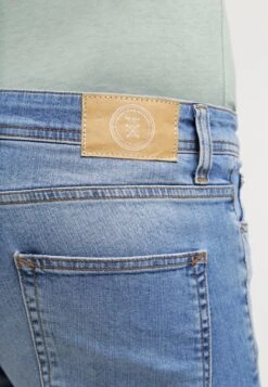 Pier One Jeans Slim Fit - Light Blue Denim -Boutique mote herrebutikk 86616cf9595a4cd4a68ac3c4756a4ad3