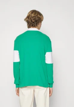 Pier One Topper Langermet - Green -Boutique mote herrebutikk 89ce73e193c44059ac46b4c88efa940e scaled