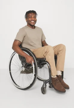 Pier One Jeggings - Tan -Boutique mote herrebutikk 8aba0c25cf234be0a74834148ec8f37b scaled