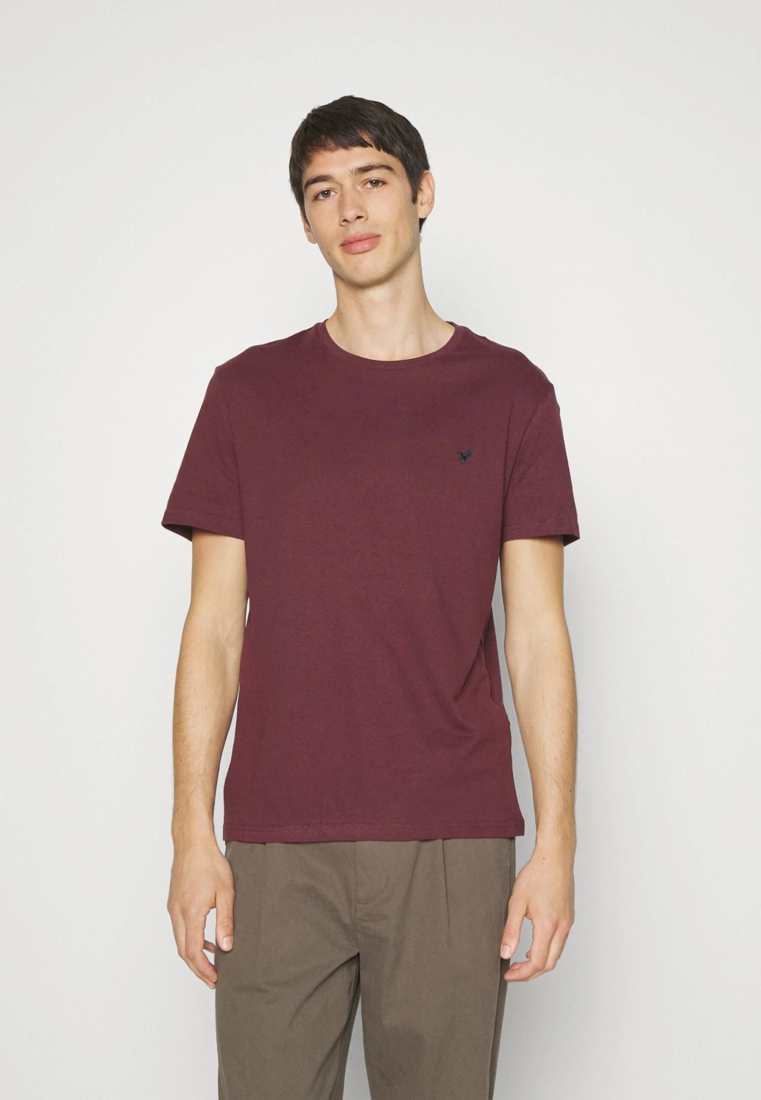 Pier One 5 Pack - T-Shirts - Black/White/Dark Blue 2 Pier One 5 Pack - T-Shirts - Black/White/Dark Blue - Bilde 2