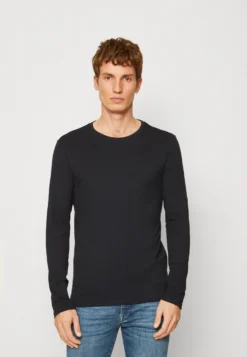 Pier One 2 Pack - Topper Langermet - Light Blue/Dark Blue 9 Pier One 2 Pack - Topper Langermet - Light Blue/Dark Blue -Boutique mote herrebutikk 9558d7e27c7a496ea095985662933618 scaled