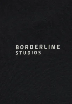 Pier One Hoodie Circle Back - Sweatshirt - Black -Boutique mote herrebutikk 964ae849a83641d6a6cb1342f1016fd3 scaled