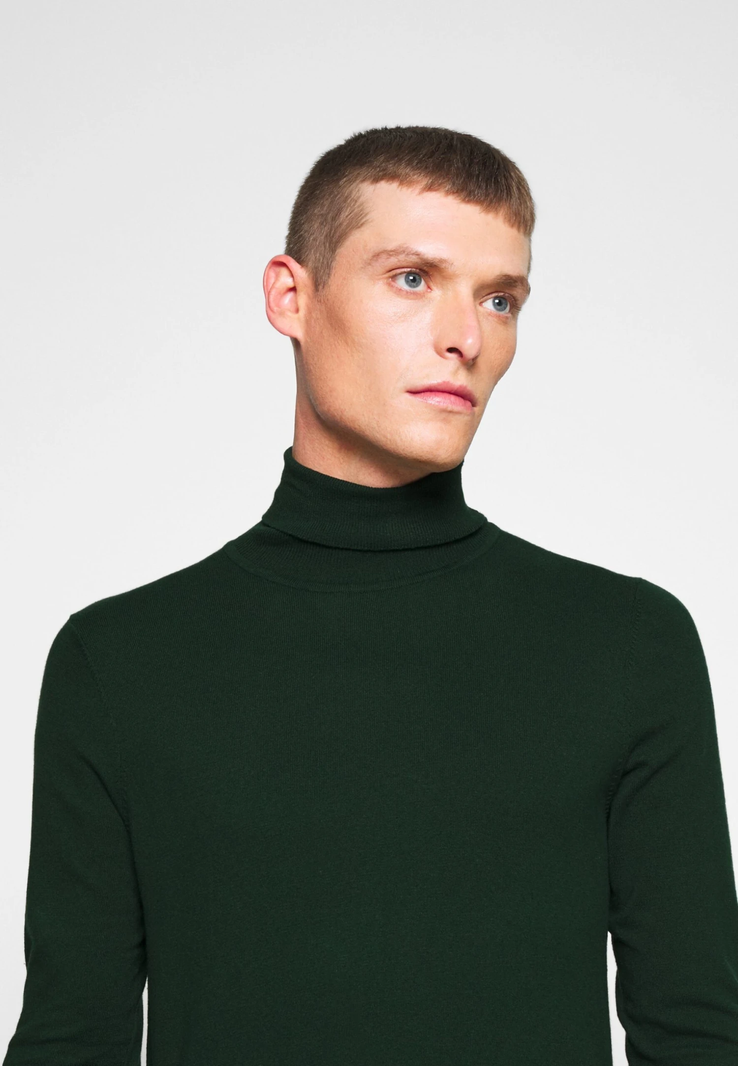 Pier One 2 Pack - Basic Turtleneck - Strikkegenser - Black/Dark Green 6 Pier One 2 Pack - Basic Turtleneck - Strikkegenser - Black/Dark Green - Bilde 6