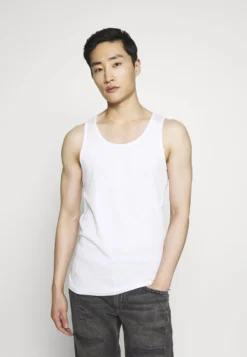 Pier One 3 Pack - Topper - White/Black -Boutique mote herrebutikk 96ee9a2668014691b3772c4bedb56cba scaled