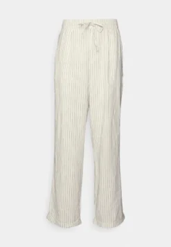 Pier One Drawcord Trousers Linen Blend - Bukse - Off-White 8 Pier One Drawcord Trousers Linen Blend - Bukse - Off-White -Boutique mote herrebutikk 976f1ac0d05743c092e5a017af8c58d1 scaled