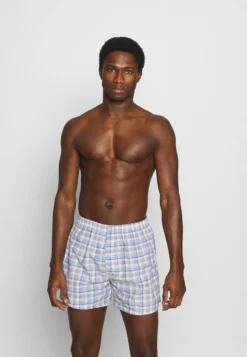 Pier One 5 Pack - Boxershorts - Light Blue/White -Boutique mote herrebutikk 99a4bd53733c43c3a89af2e6271e1a81 scaled